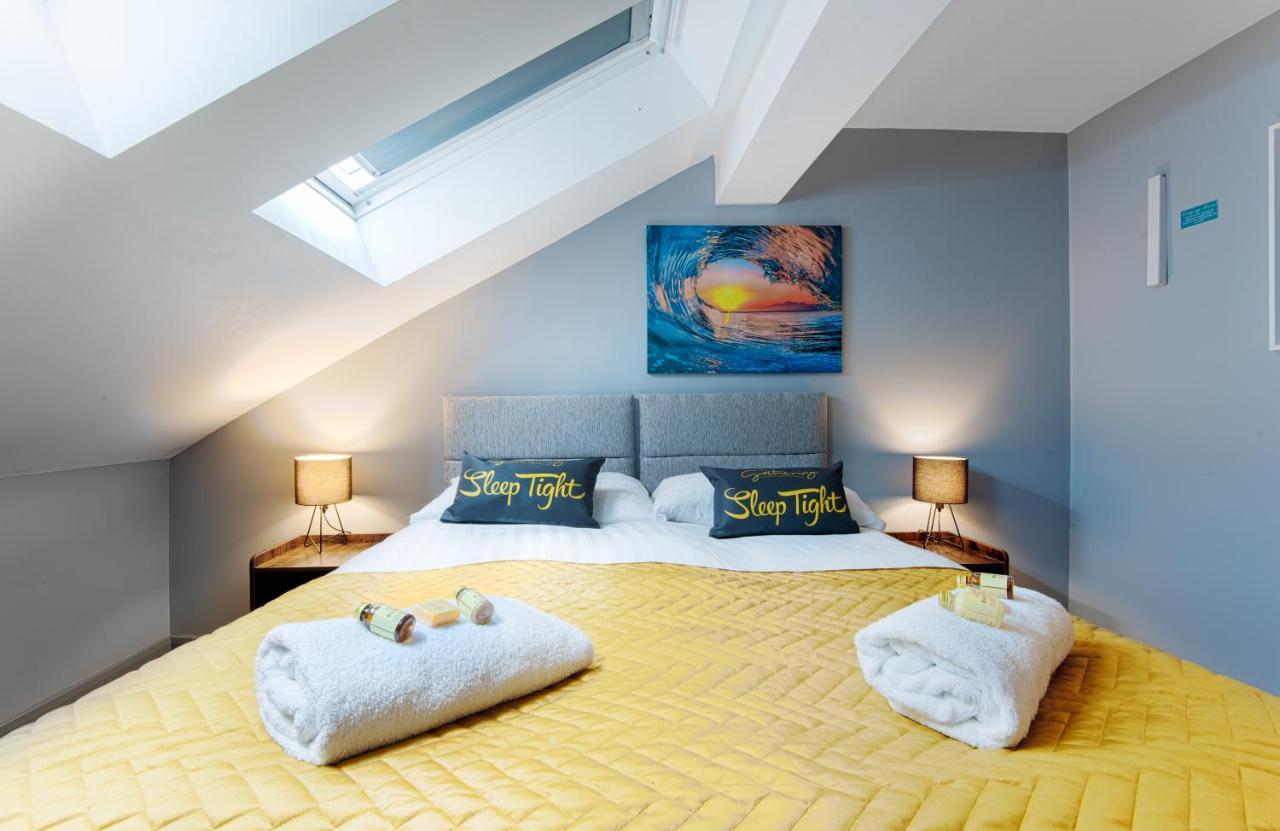Ferienwohnung The Eistedfod Penthouse - Berwyn House Wrexham Exterior foto
